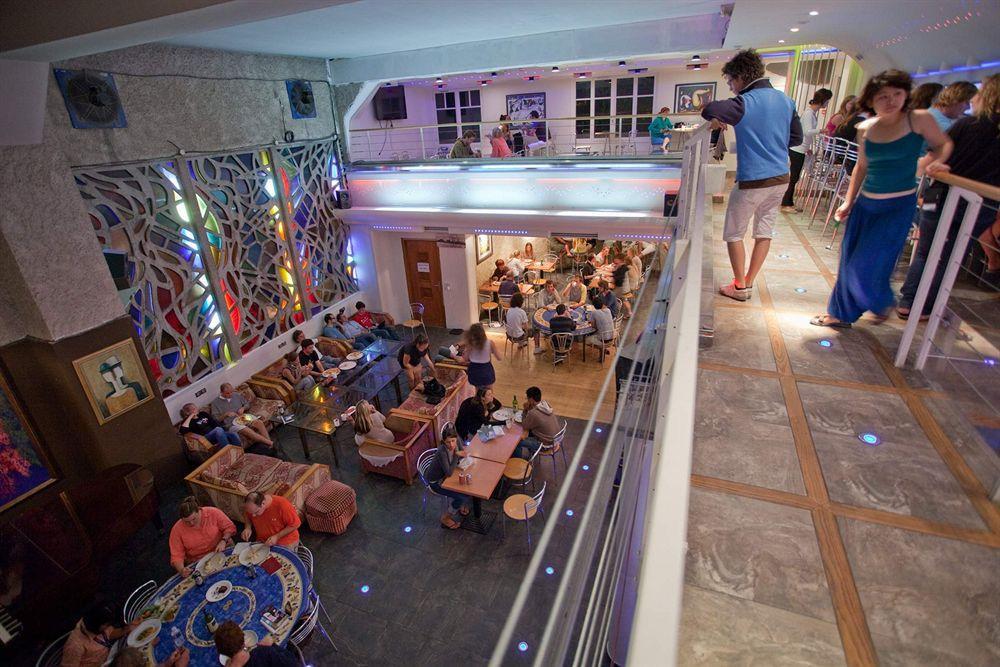 ניס Villa Saint Exupery Gardens Hostel מראה חיצוני תמונה